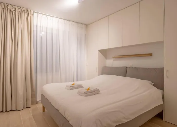 New Flat On A Top-level Location For 6 Appartement