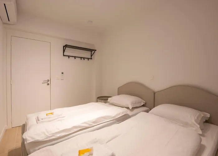 New Flat On A Top-level Location For 6 *